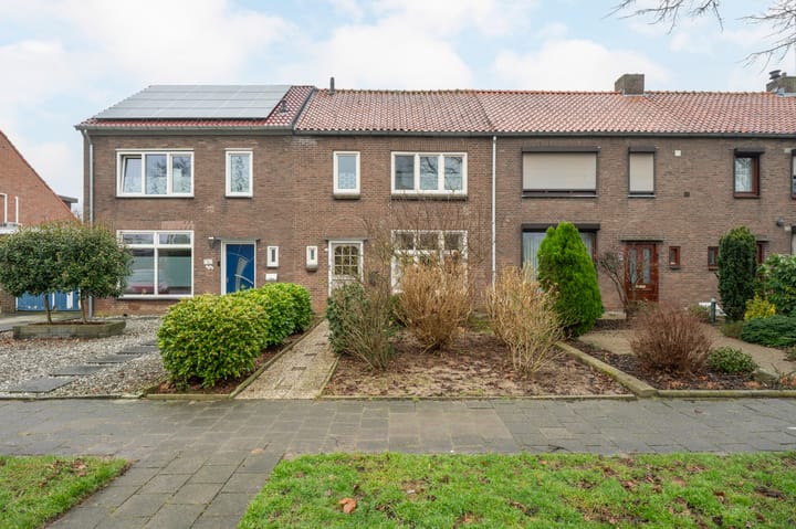 Foto 1 van Langhaagweg 63