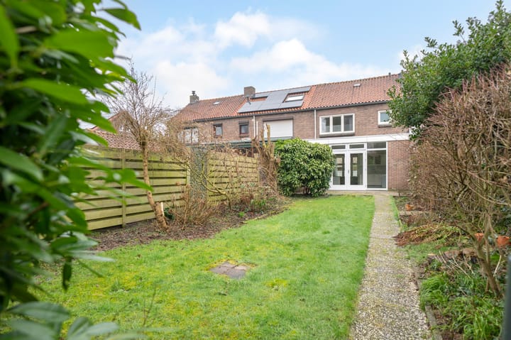 Foto 21 van Langhaagweg 63