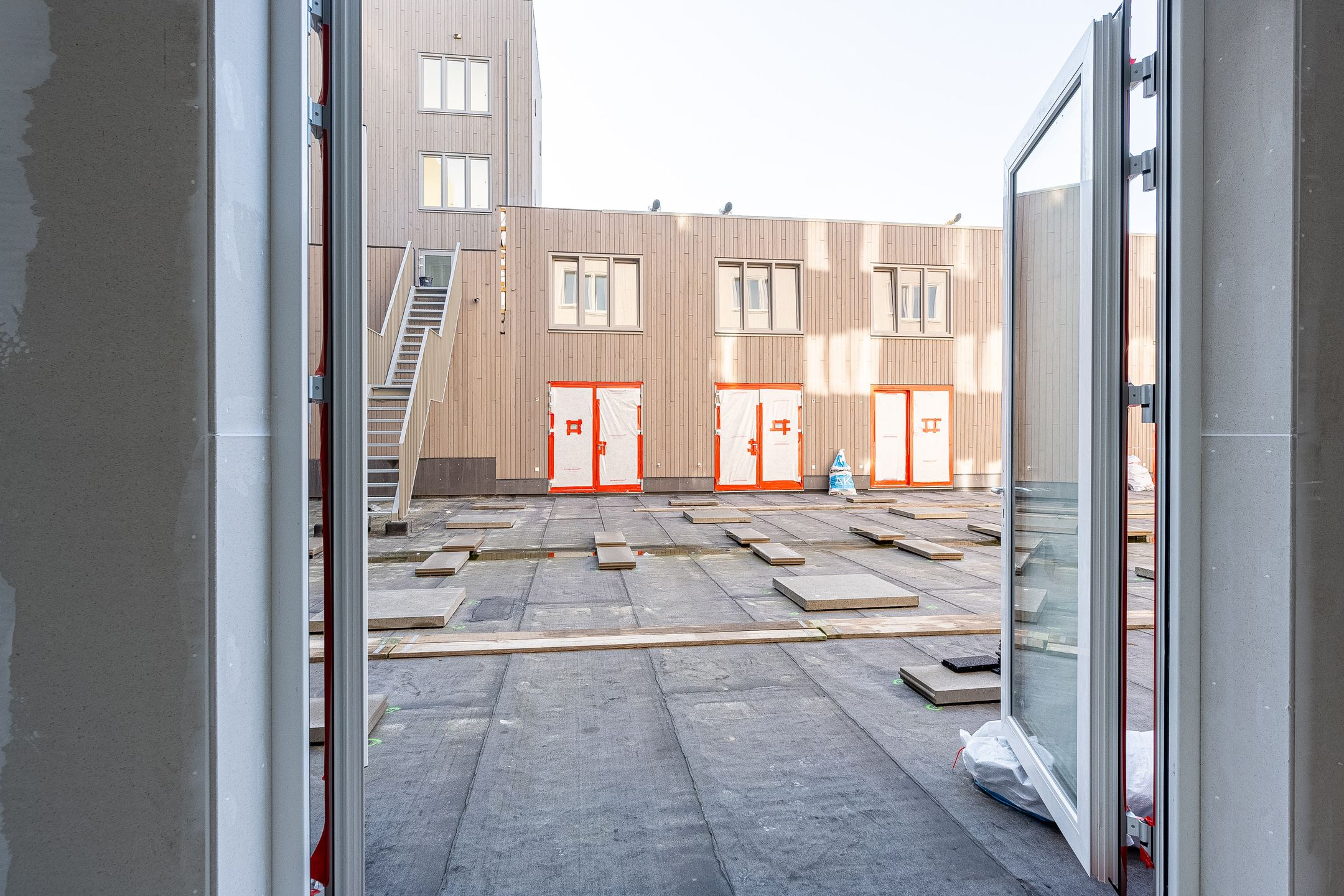 Foto 9 van Albertina Sisulupad 96