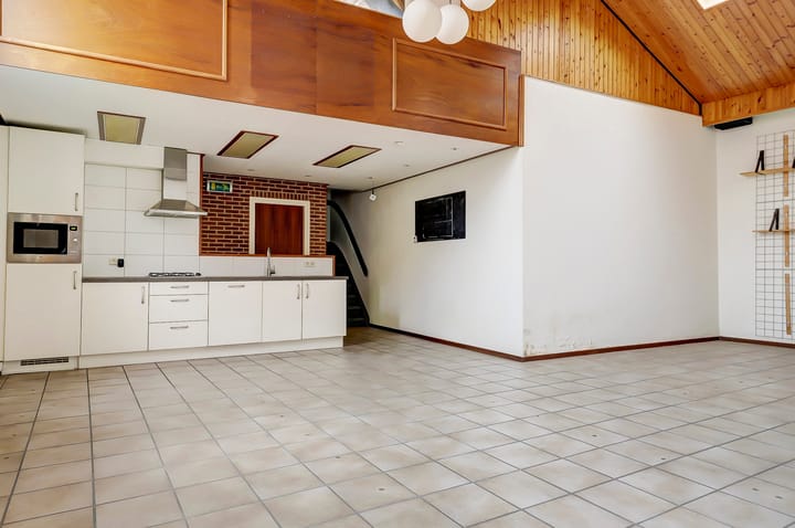 Photo 9 of Kromme Elleboog 12