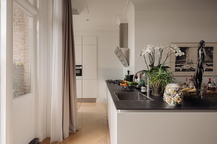 Foto 6 van Van Baerlestraat 124-2