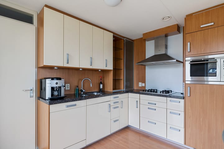 Foto 15 van Ds. Van Lunzenlaan 2