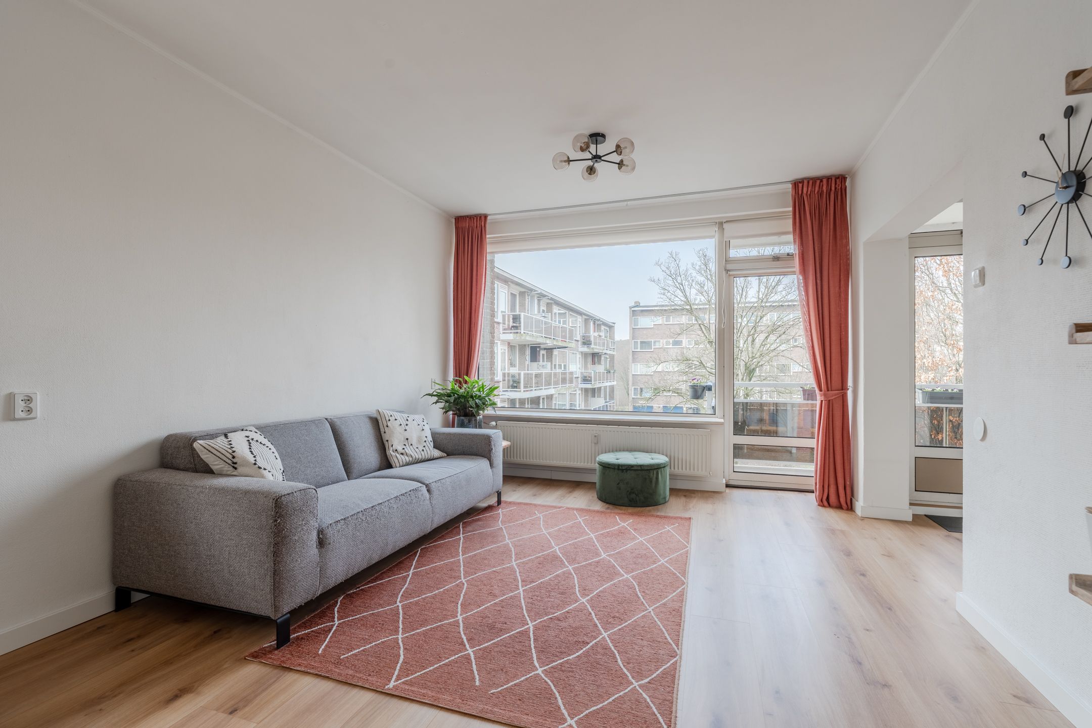 Foto 9 van Julianaplantsoen 157