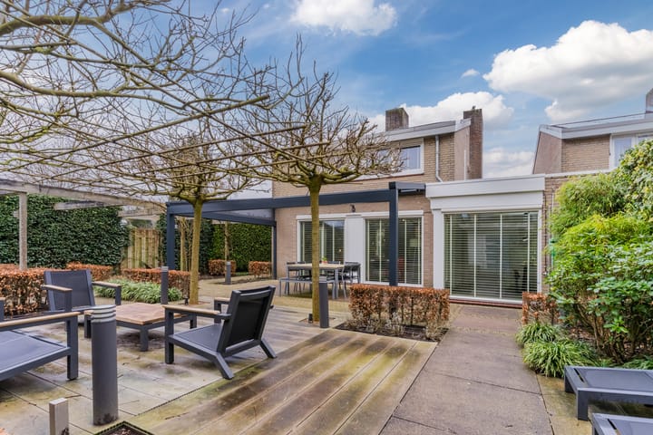 Foto 49 van Oudartstraat 10