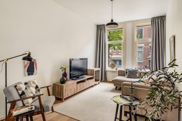 Photo 2 of Harddraverstraat 31-A