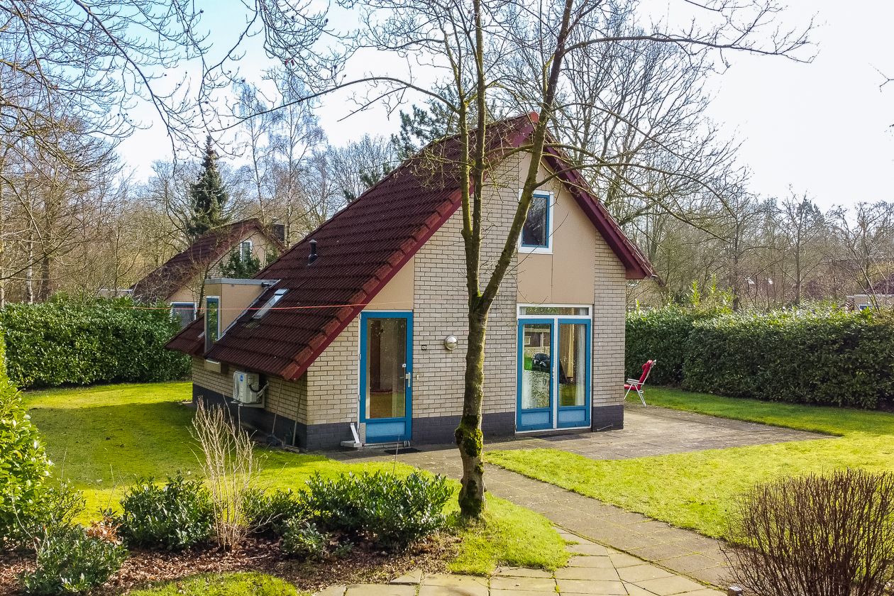 2-bedroom freehold villa in Dalfsen — photo 1 of 5