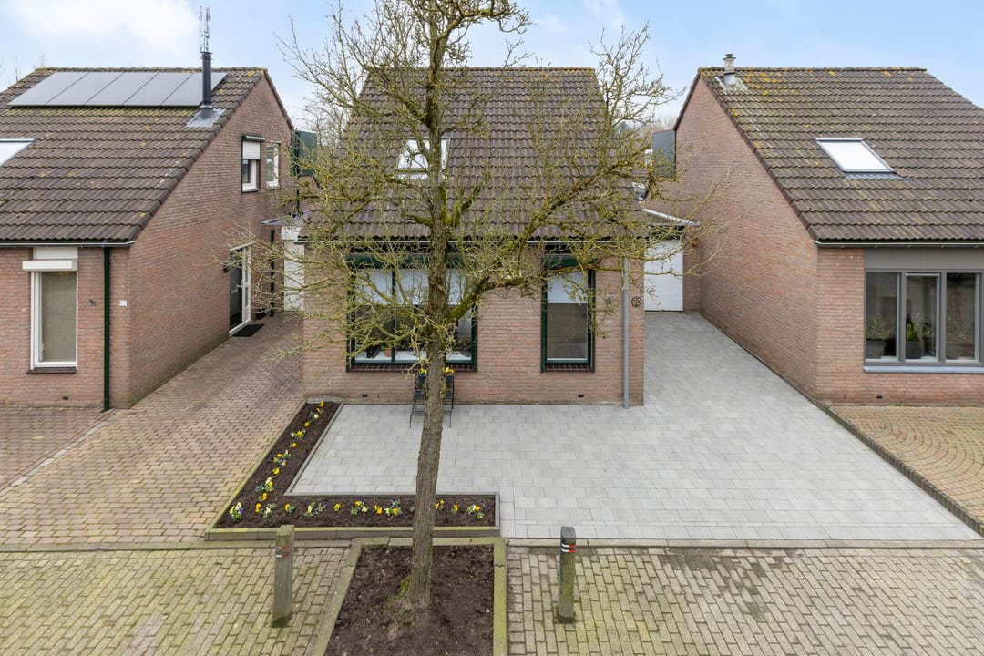 Photo 32 of Amberberg 69