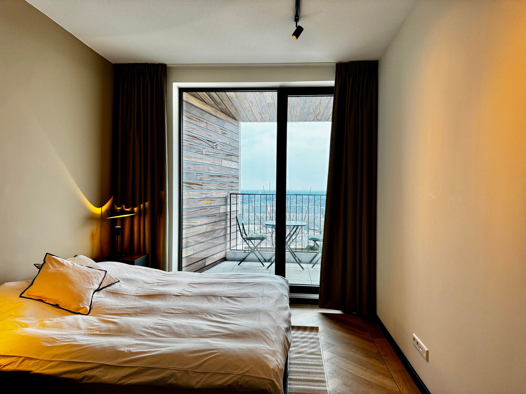 Foto 15 van Hoola van Nootenstraat 406