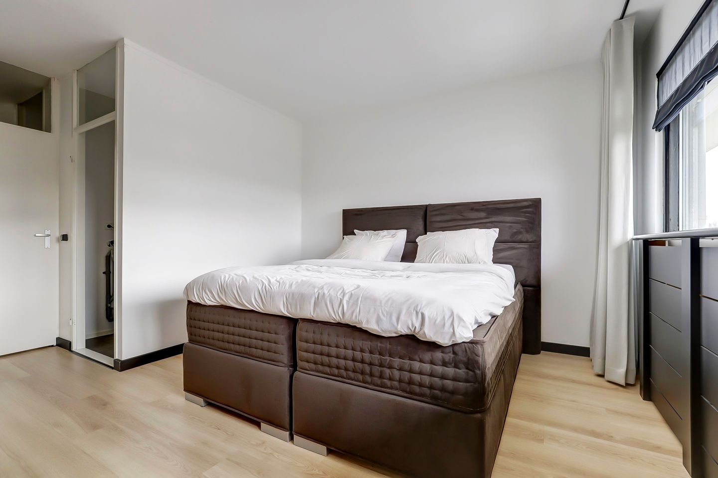 Foto 25 van Dokter van Stratenweg 214