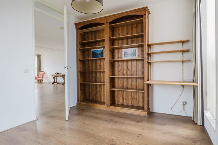 Photo 39 of Molenwal 1-N