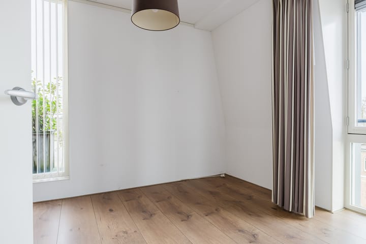 Photo 40 of Molenwal 1-N