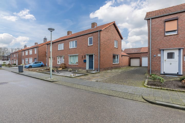 Foto 1 van Haegstraat 11