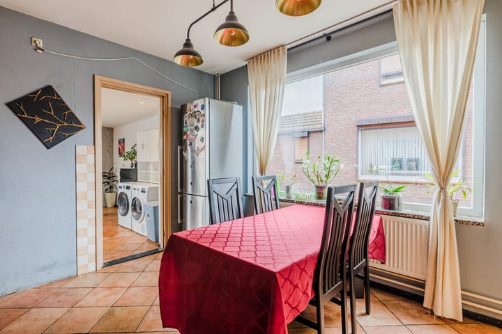 Foto 16 van Haegstraat 11