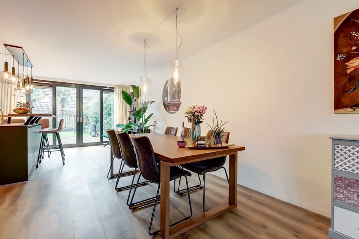 Foto 11 van Indira Gandhisingel 60