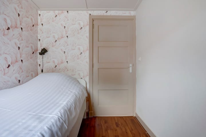 Foto 23 van Burg Elenbaasstraat 3