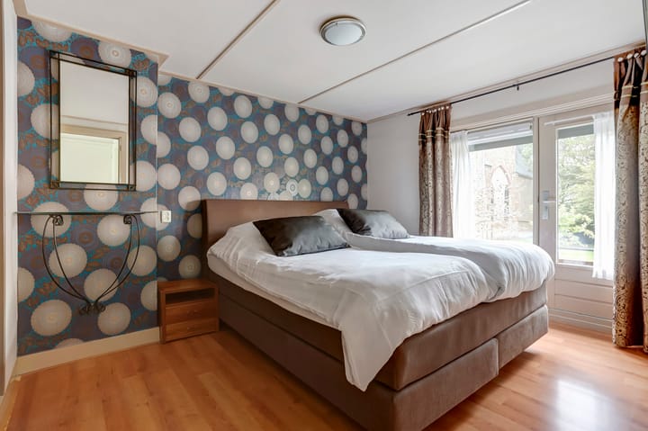 Foto 30 van Burg Elenbaasstraat 3