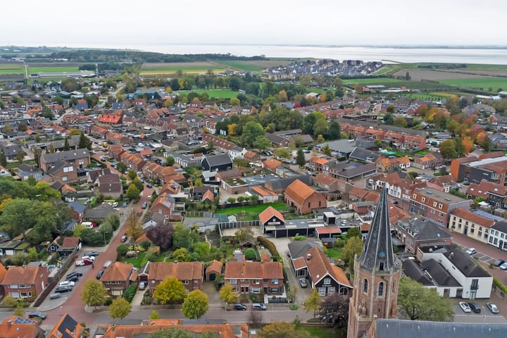 Foto 42 van Burg Elenbaasstraat 3