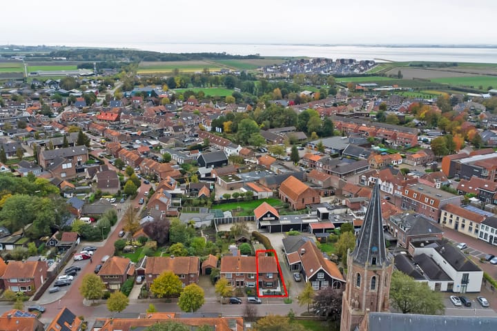 Foto 45 van Burg Elenbaasstraat 3