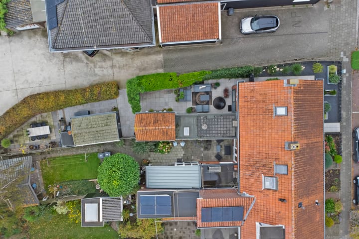 Foto 46 van Burg Elenbaasstraat 3