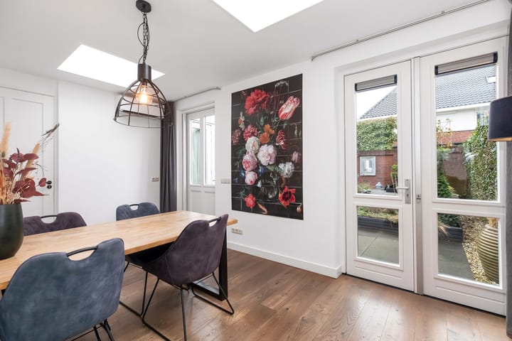 Foto 12 van Dries 19