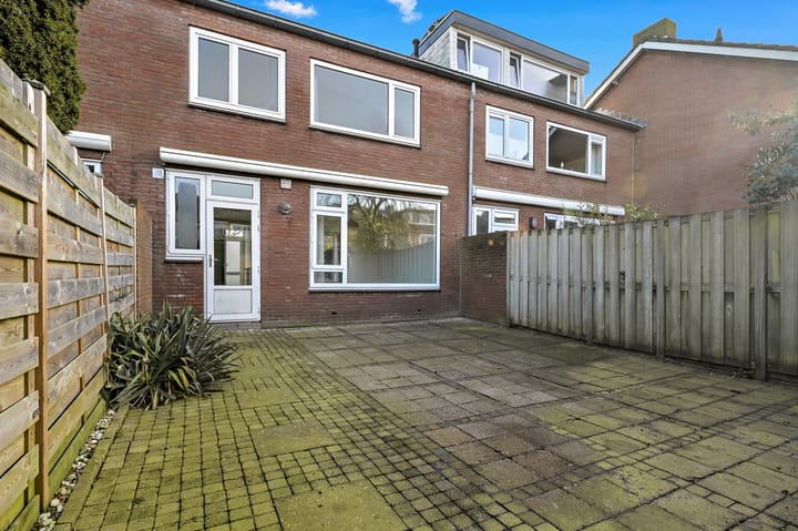 Photo 15 of Leeuwerikplantsoen 8