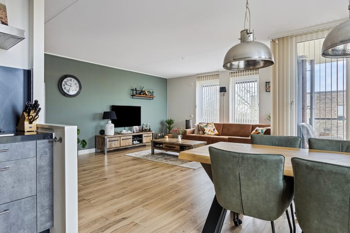 Foto 19 van Lucky Lukestraat 17