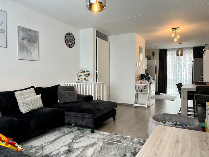 Photo 3 of Vennelaan 116