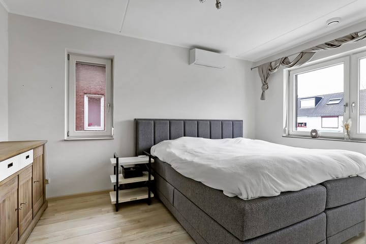 Foto 19 van Rembrandtstraat 4