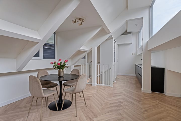 Foto 2 van Raadhuisstraat 13-C