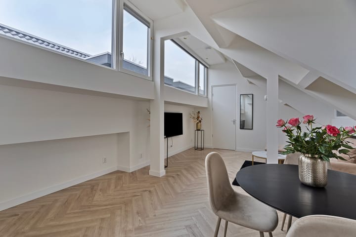 Photo 11 of Raadhuisstraat 13-C