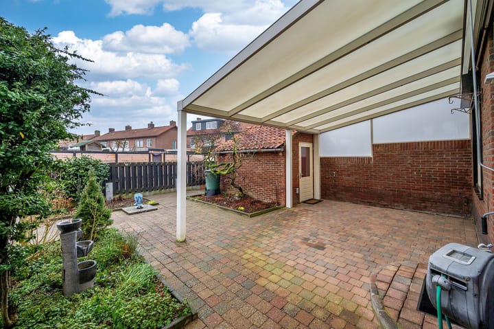 Foto 19 van Burgemeester d'Olnestraat 5