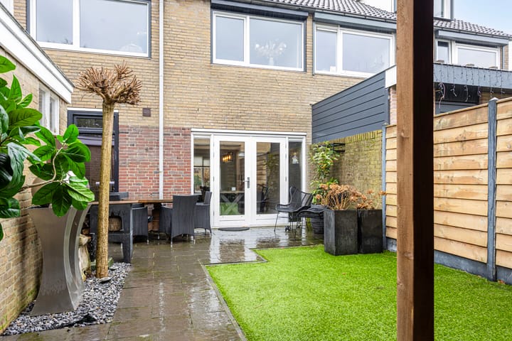 Foto 34 van Doornenburg 9