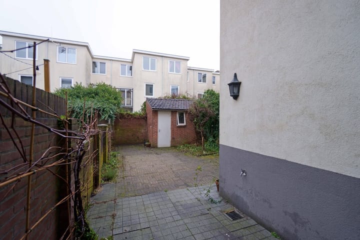 Foto 6 van Surinamestraat 106