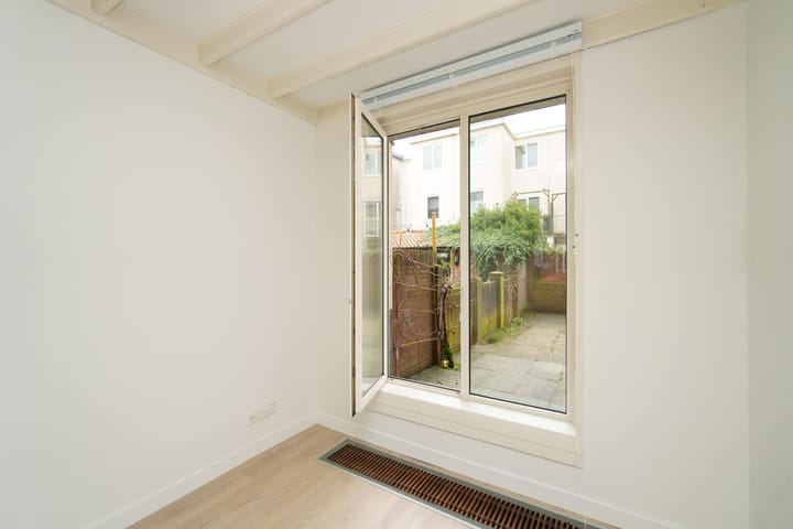 Foto 5 van Surinamestraat 106