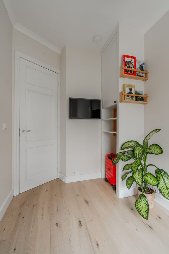 Foto 23 van Derde Helmersstraat 50-1