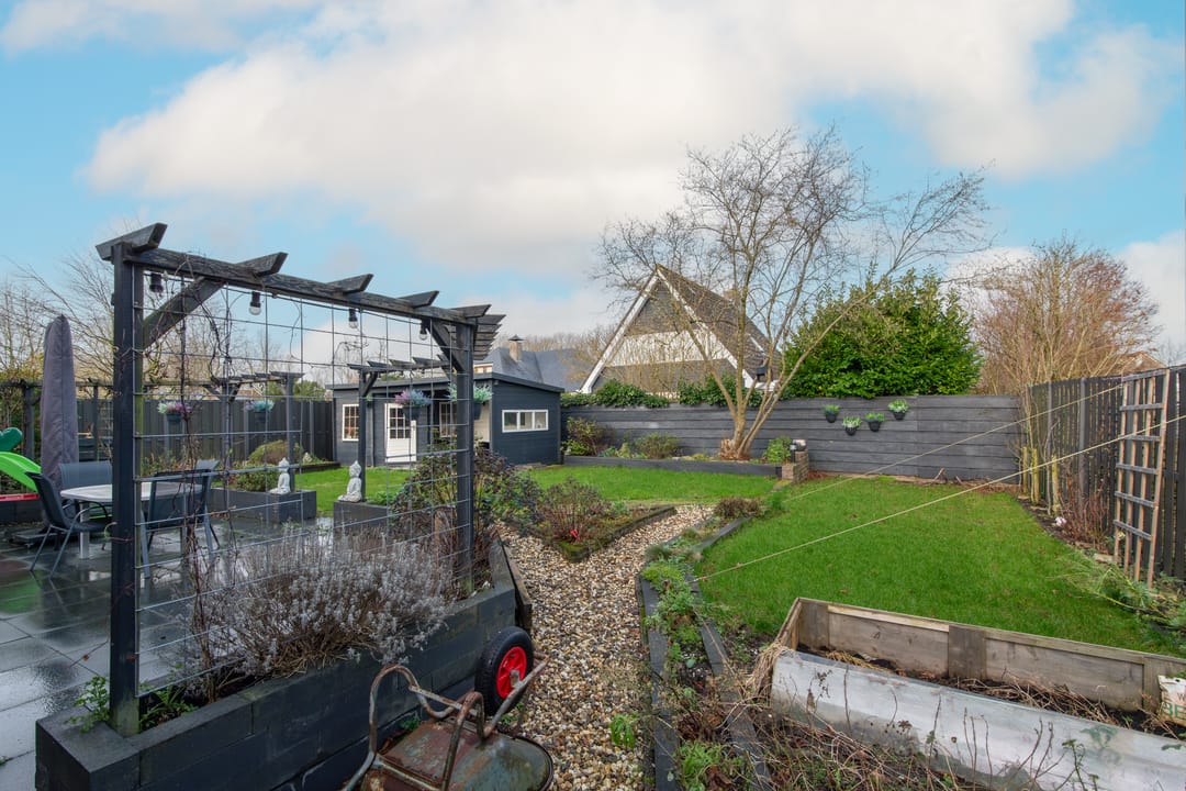 Foto 38 van Westerblokker 157-A