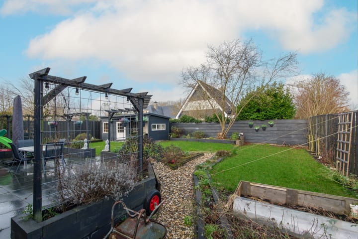 Foto 38 van Westerblokker 157-A