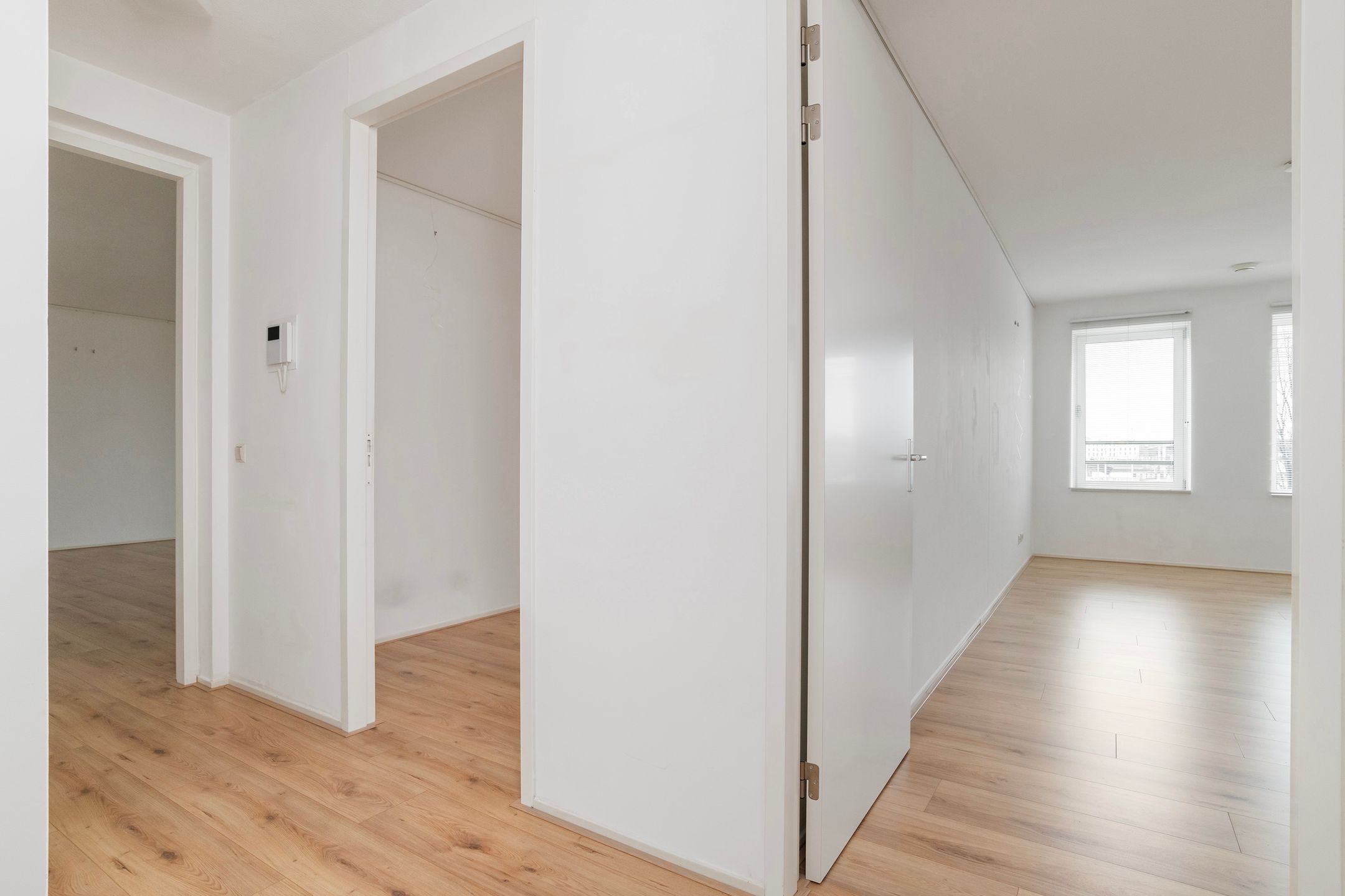 Foto 12 van Wijnhaven 33-E