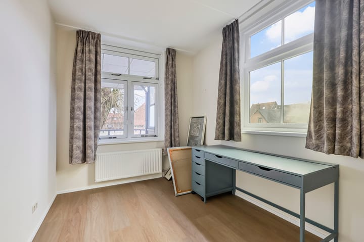 Photo 14 of Raadhuisplein 52