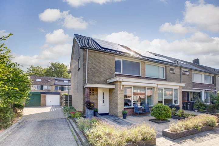 Photo 1 of Bourgondiëweg 23