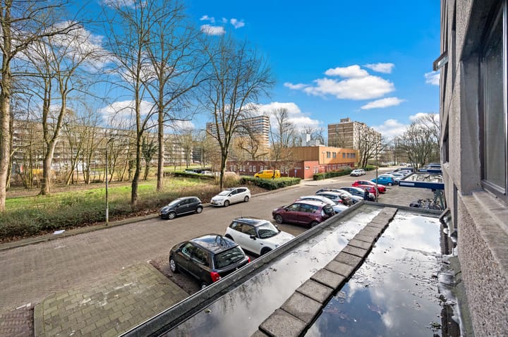 Photo 22 of Roland Holstlaan 988