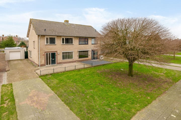 Foto 1 van Burgemeester Smitstraat 20