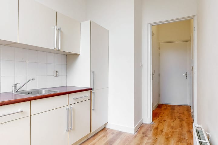 Photo 9 of Valkenboslaan 234