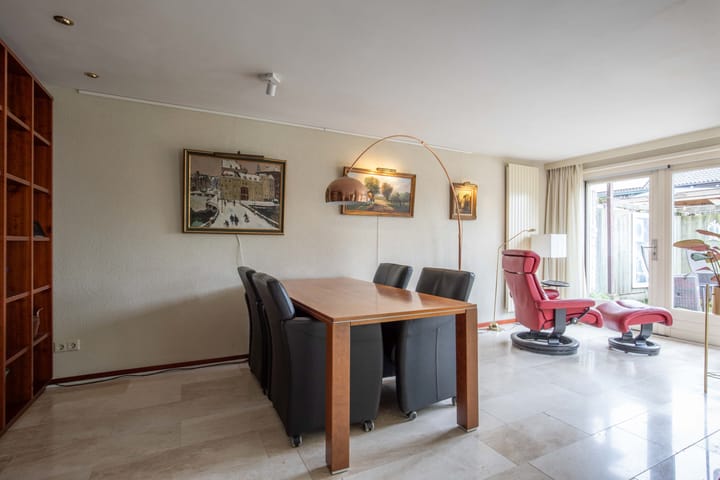 Photo 15 of Marsstraat 7