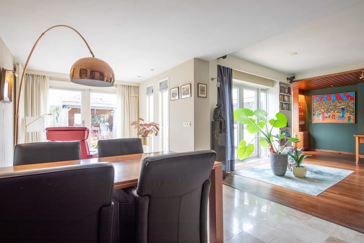 Photo 18 of Marsstraat 7