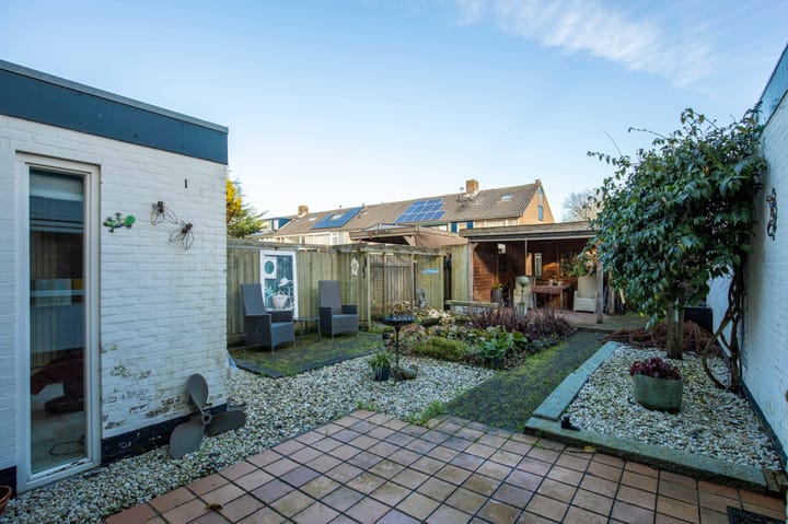 Photo 40 of Marsstraat 7