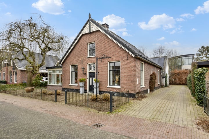 Hoofdstraat 85