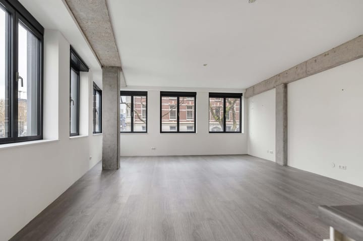 Foto 12 van Van Vollenhovenstraat 3-129