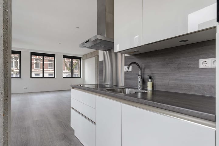 Foto 17 van Van Vollenhovenstraat 3-129