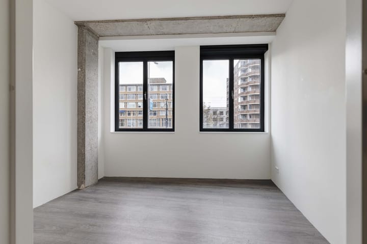 Foto 18 van Van Vollenhovenstraat 3-129